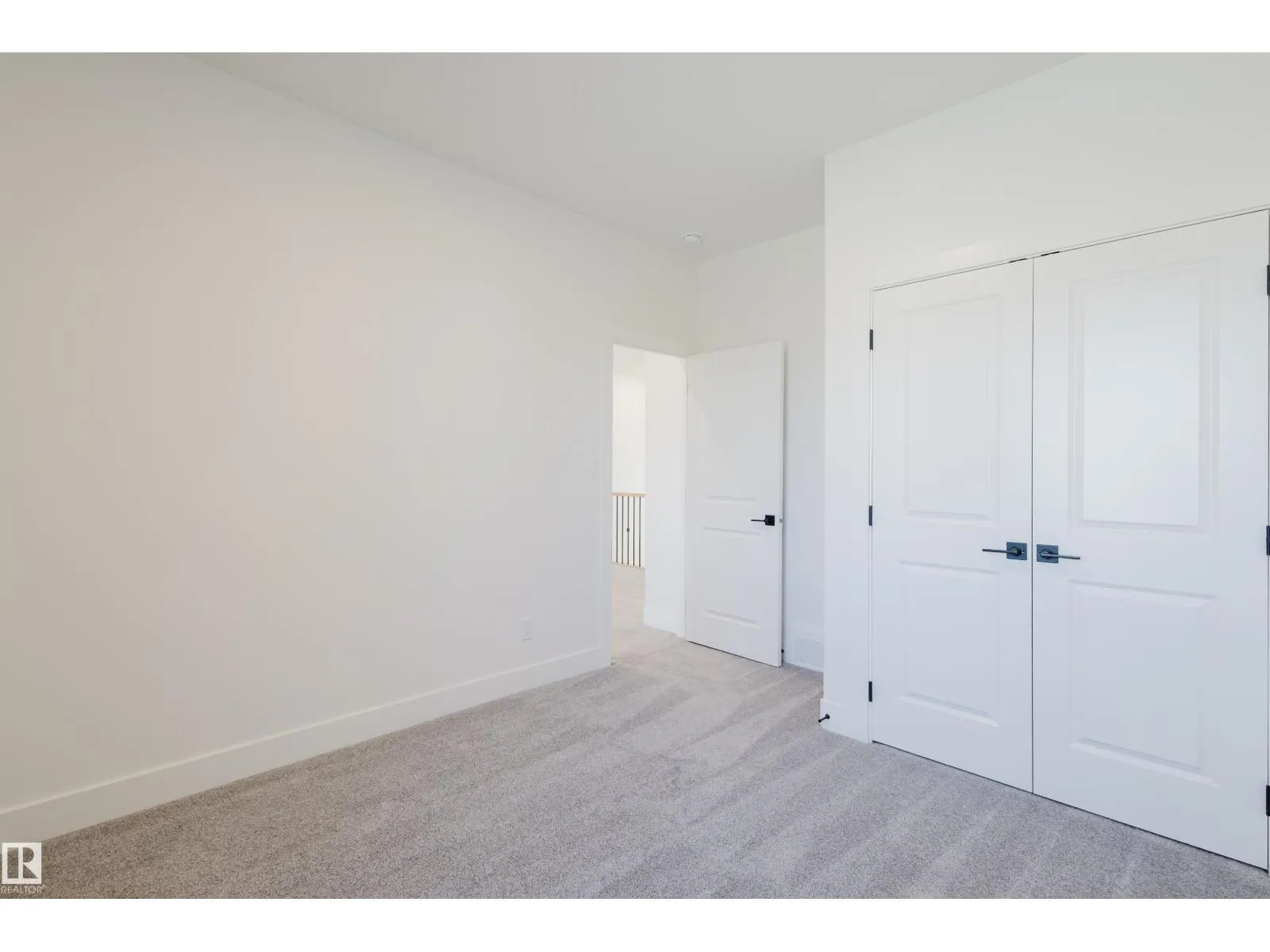 329 Bluff CV