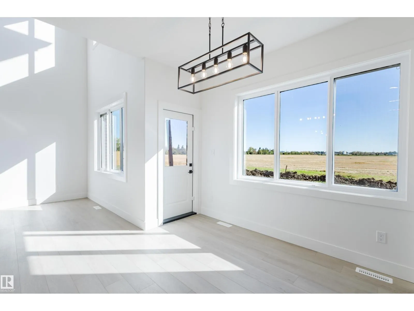 329 Bluff CV