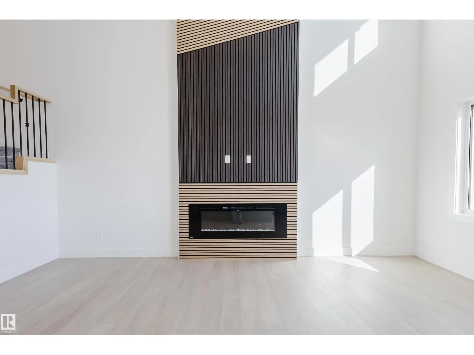 329 Bluff CV