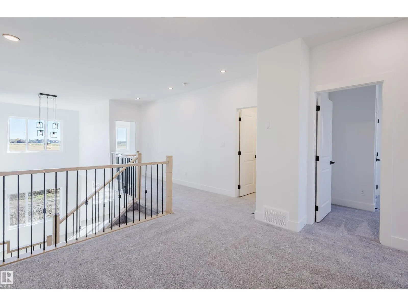 329 Bluff CV
