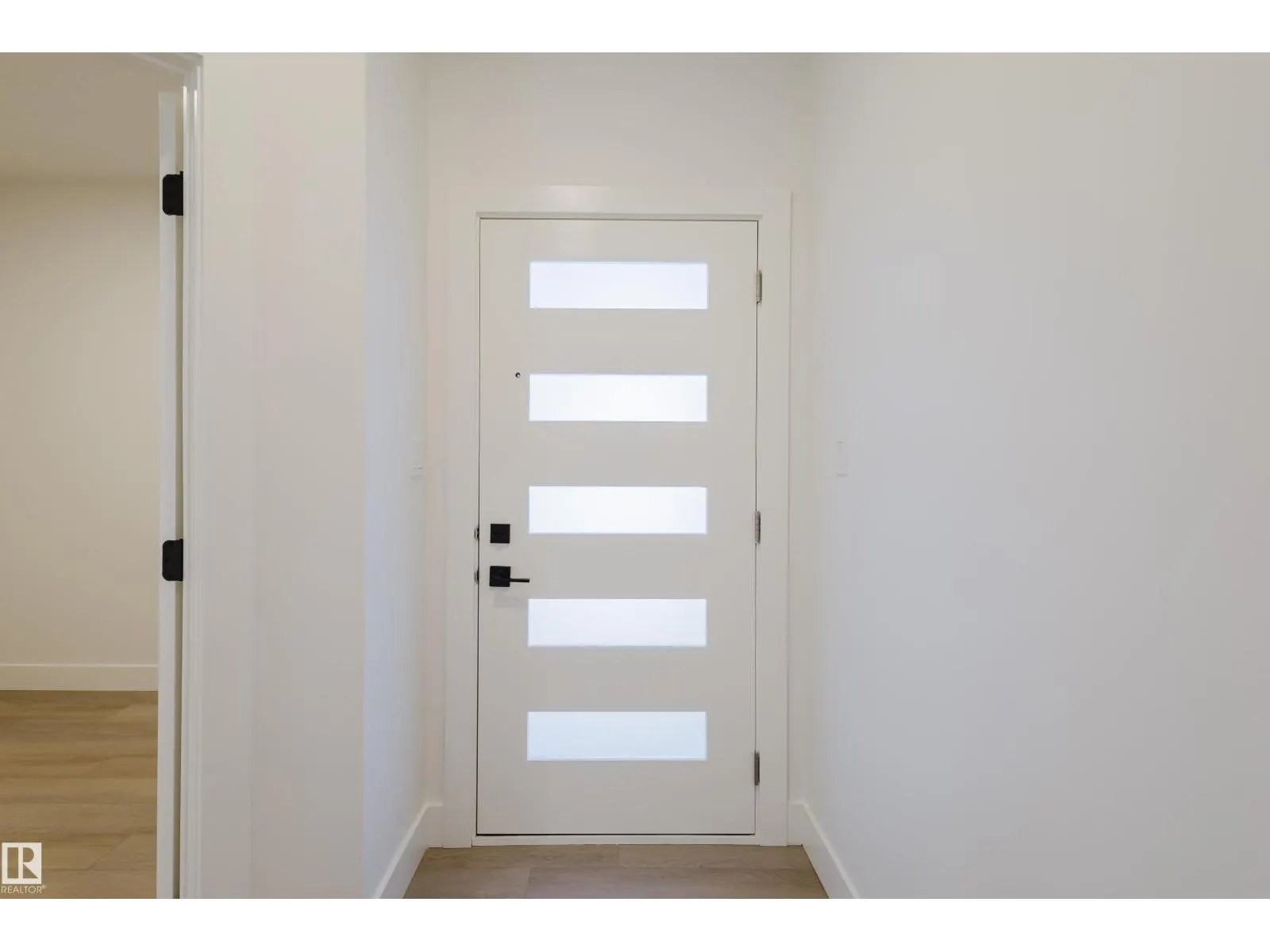 329 Bluff CV