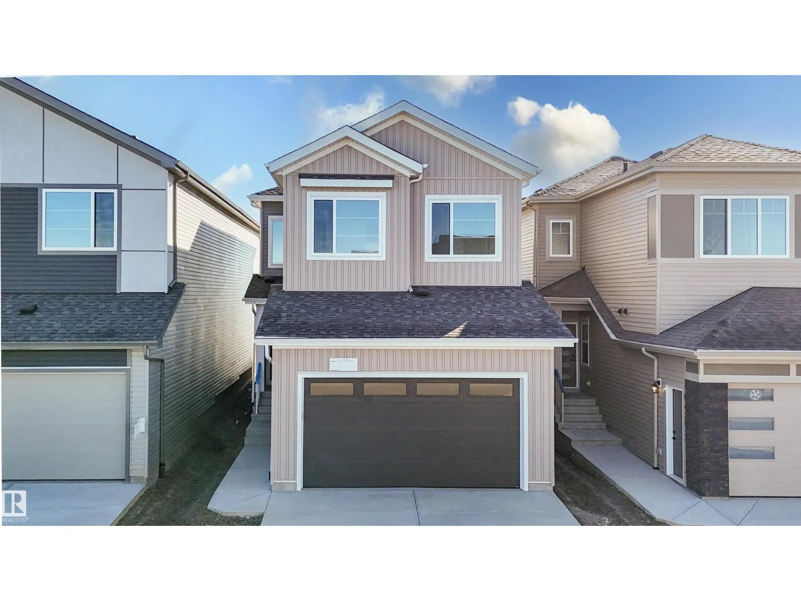 327 Bluff CV