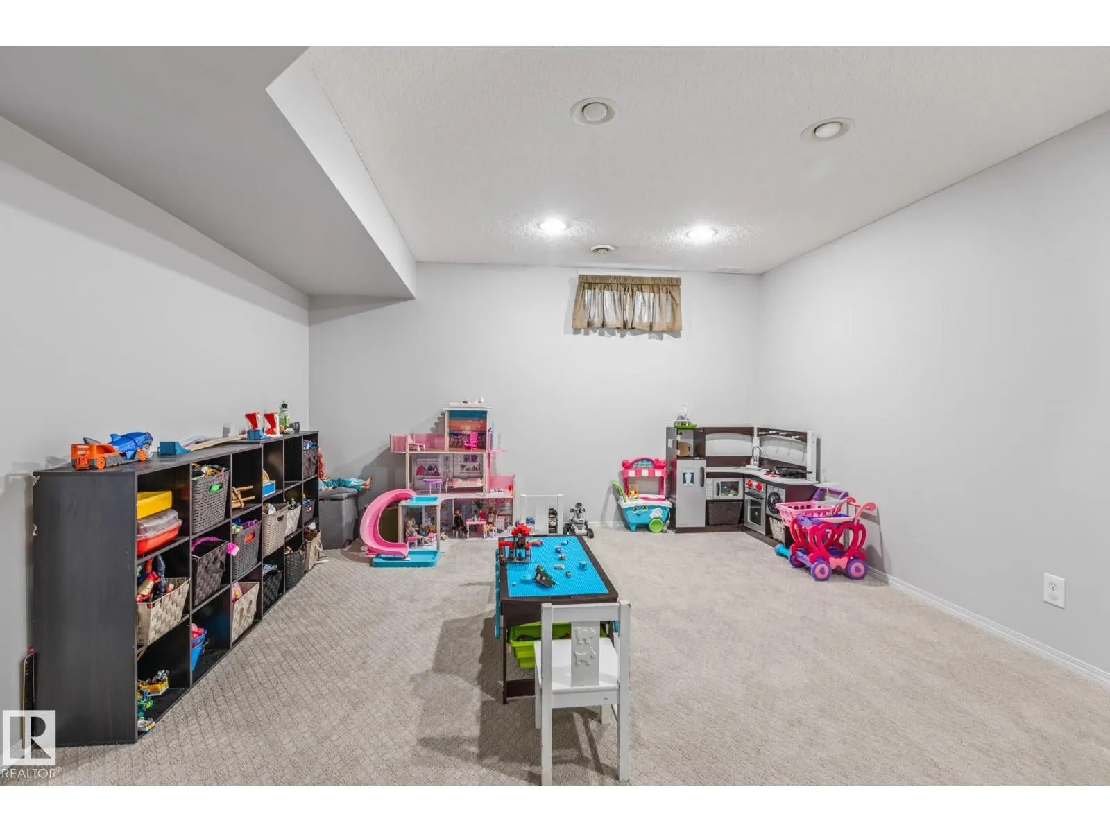 39 Abbey CR