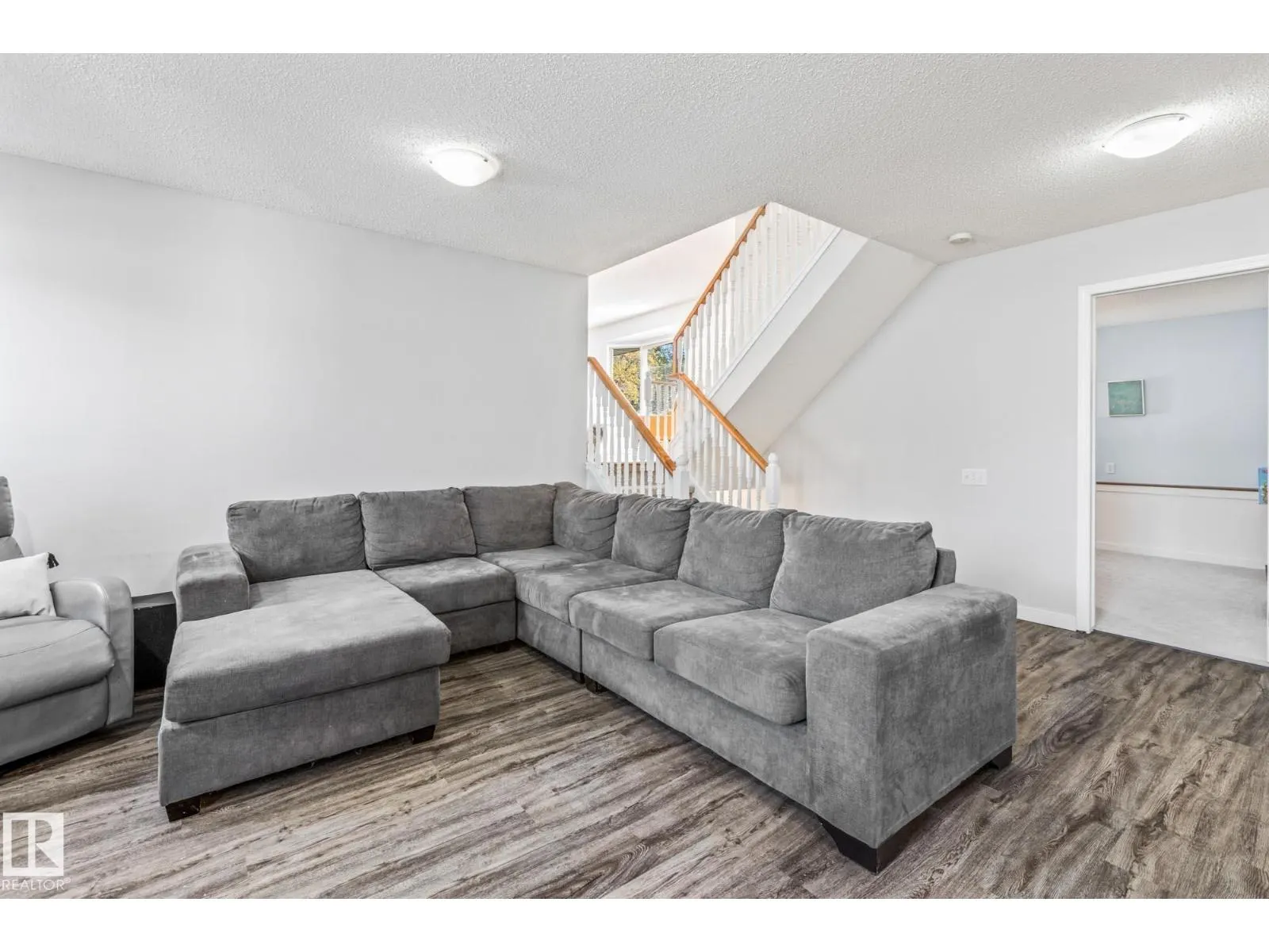 39 Abbey CR
