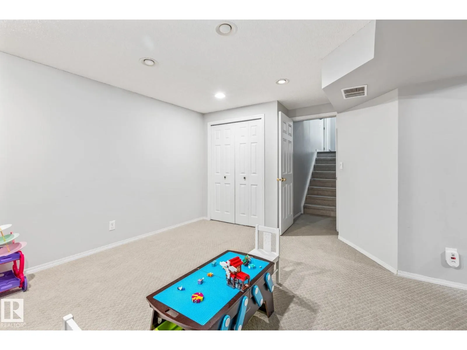 39 Abbey CR