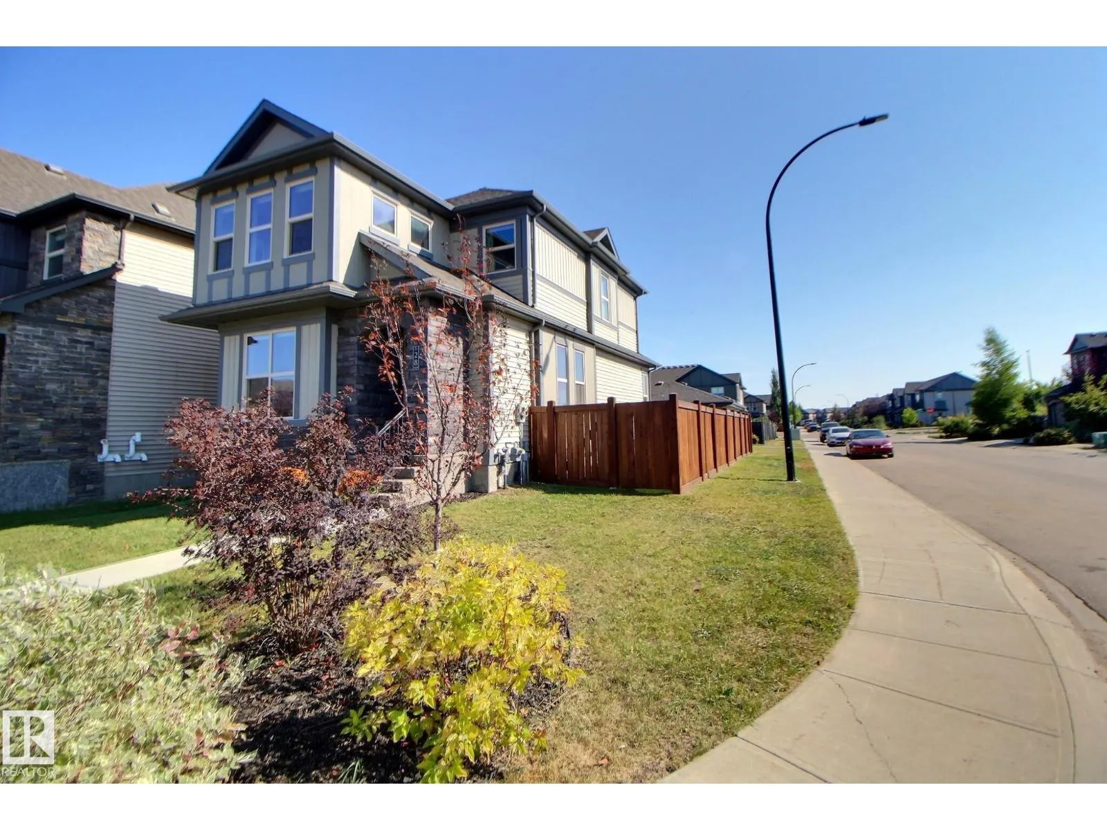 28 GREENBURY MR