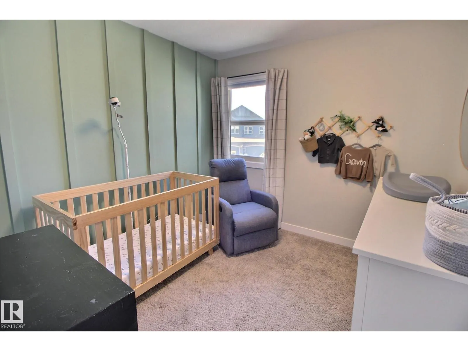 28 GREENBURY MR