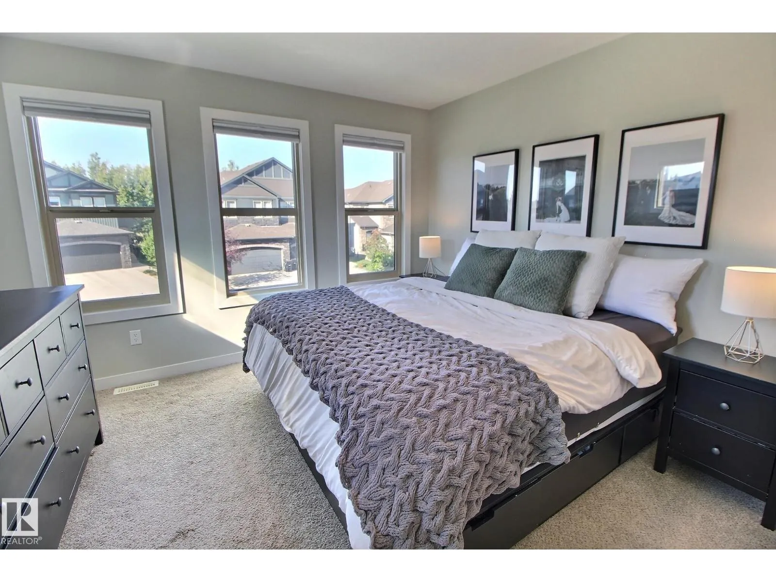 28 GREENBURY MR