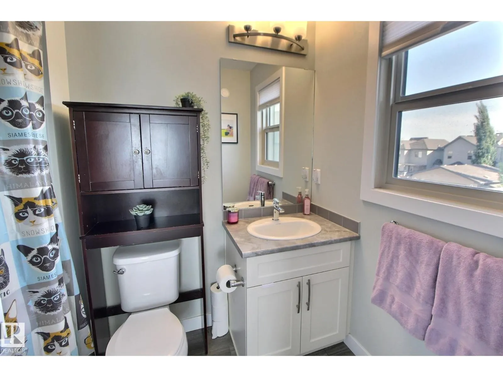 28 GREENBURY MR