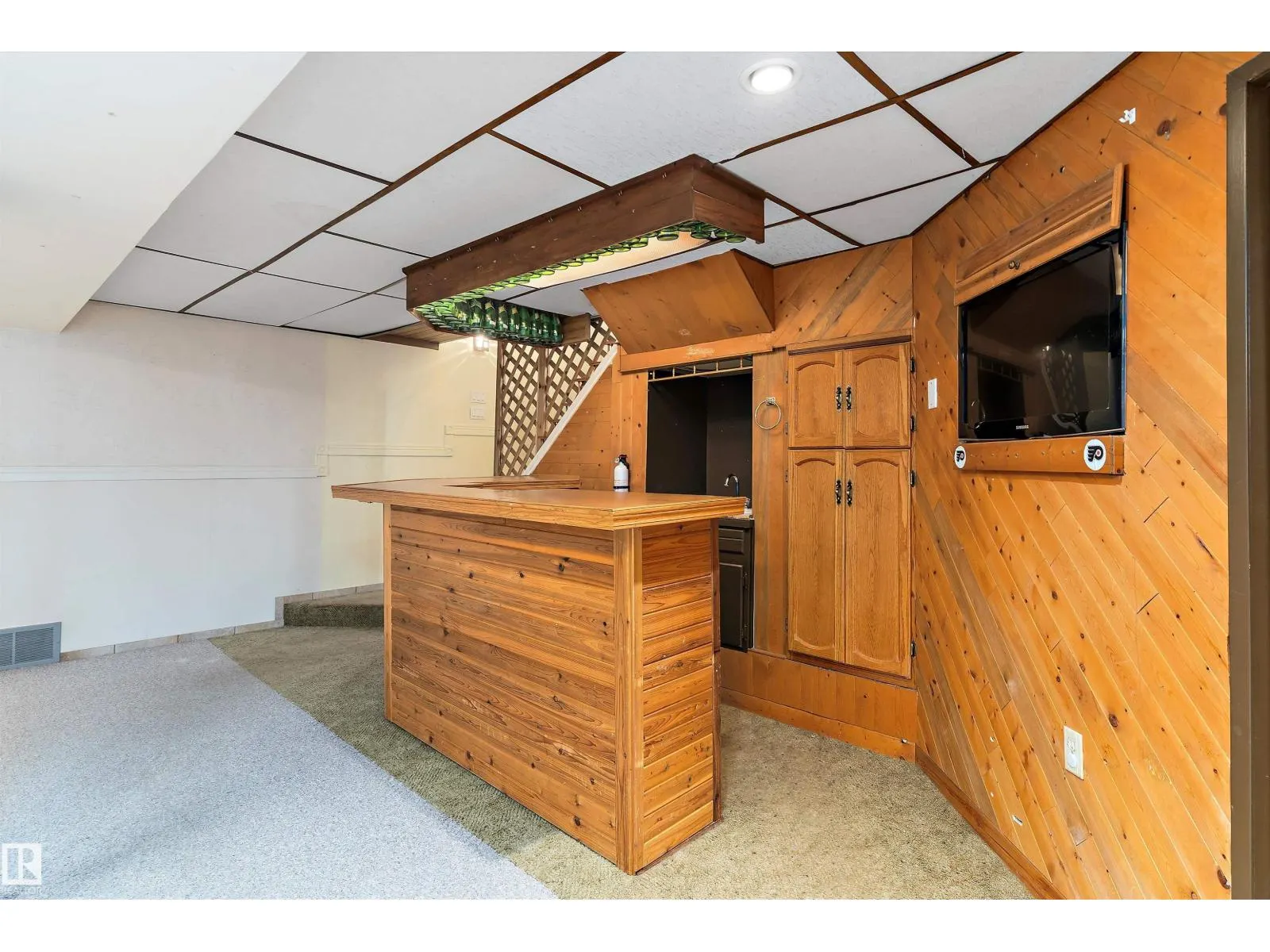 114 BROOKWOOD DR