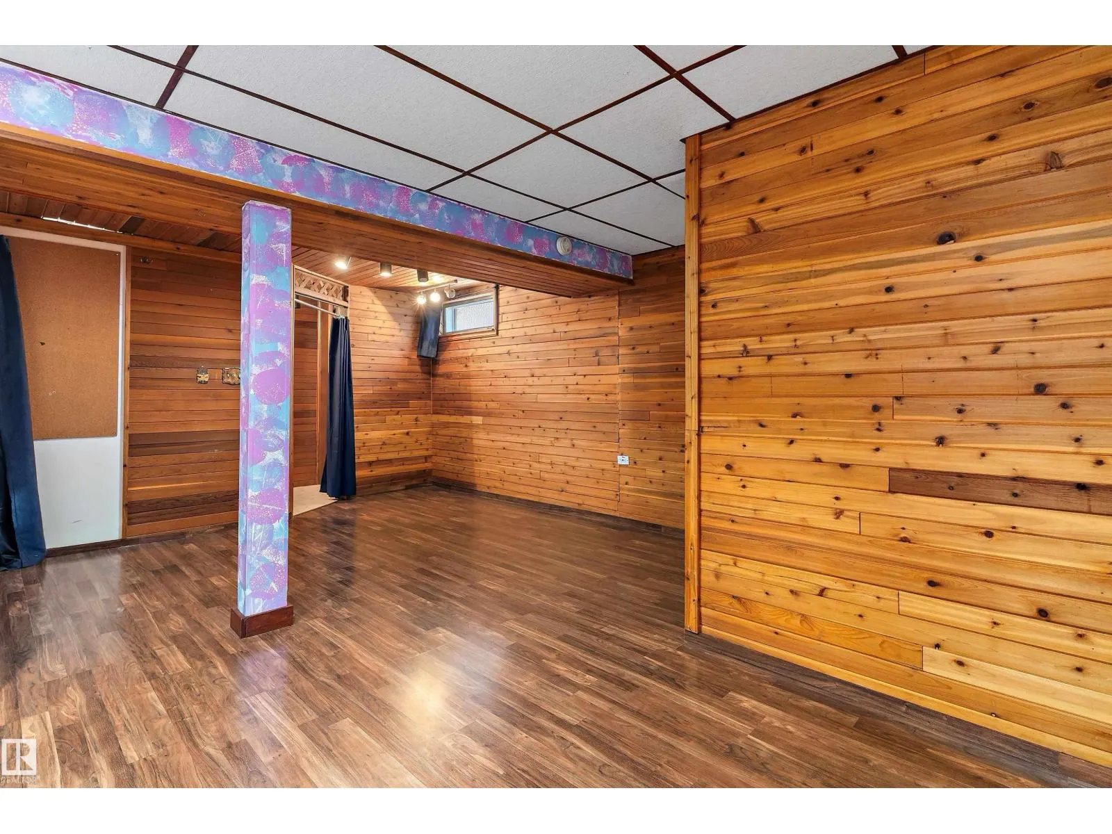 114 BROOKWOOD DR