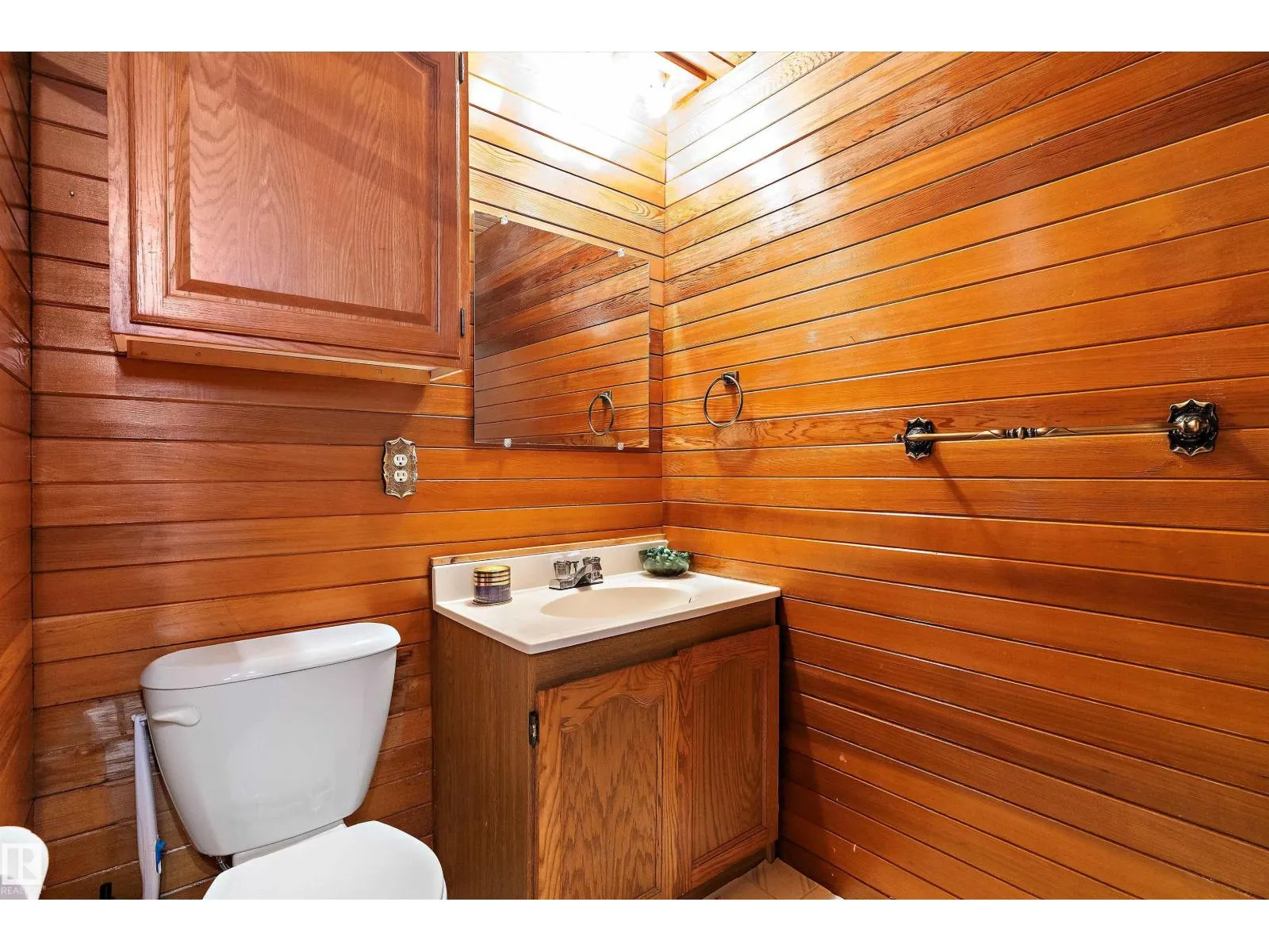 114 BROOKWOOD DR