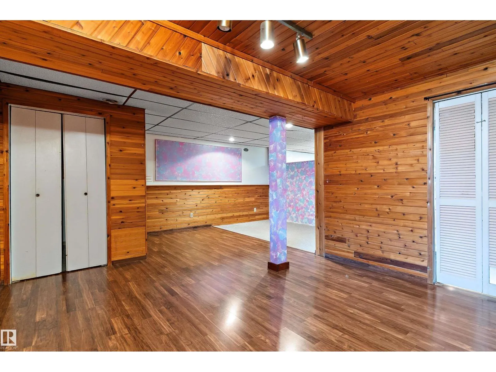 114 BROOKWOOD DR