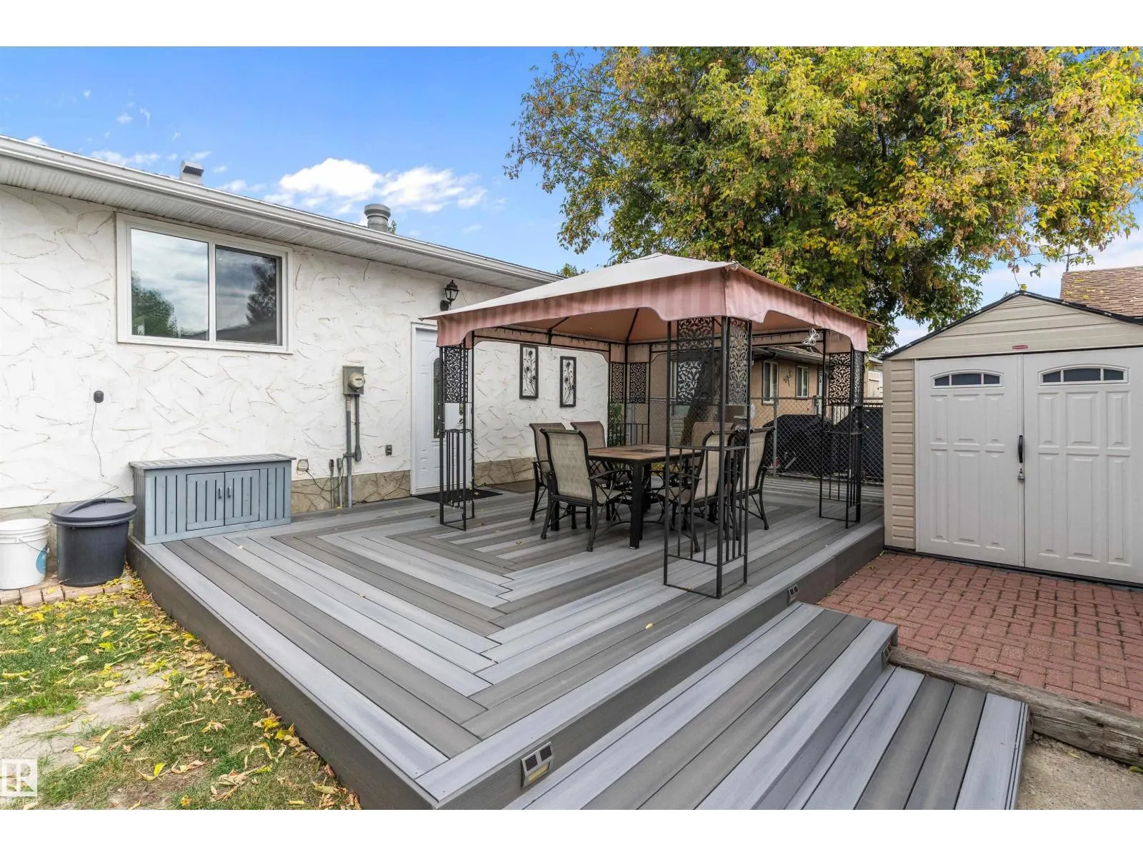 114 BROOKWOOD DR