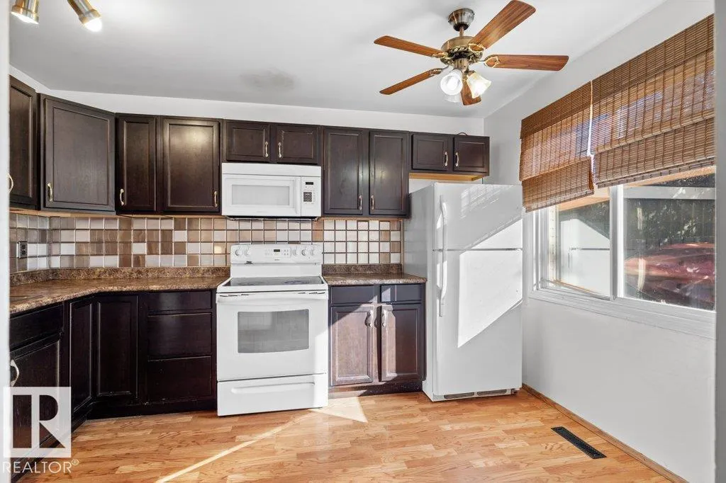 182 Roseland VG NW