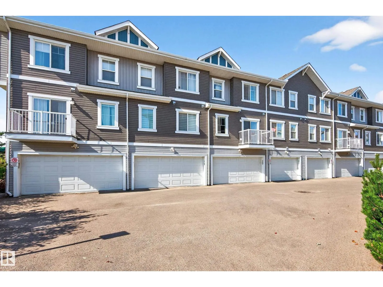 #20 1140 CHAPPELLE BV SW