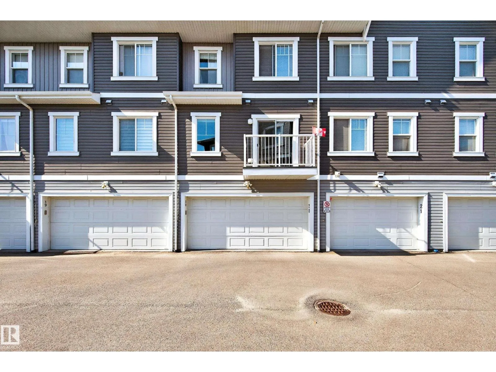 #20 1140 CHAPPELLE BV SW