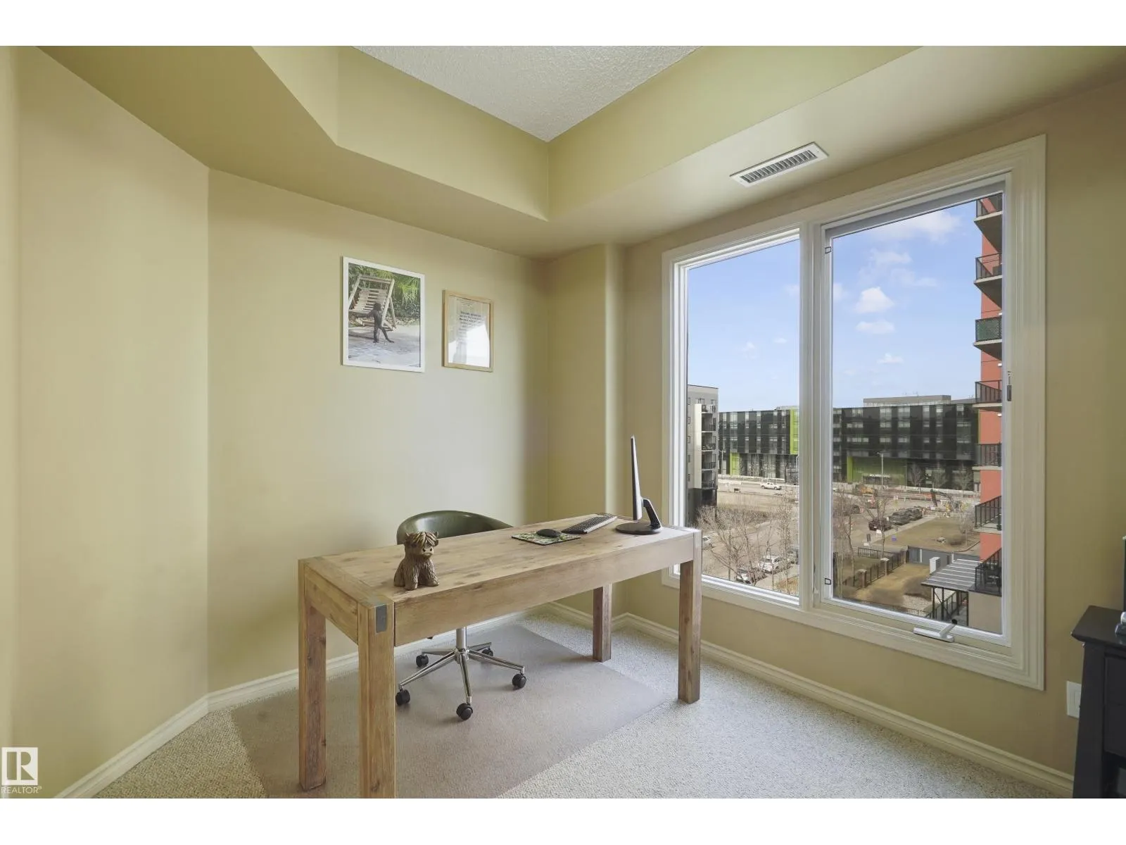 #511 10303 111 ST NW