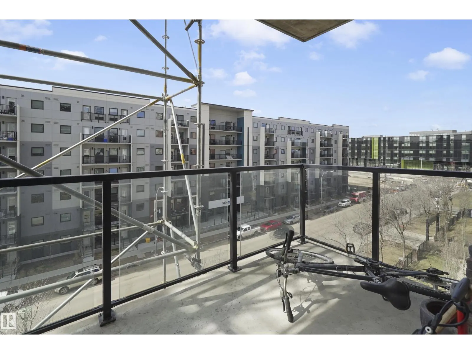 #511 10303 111 ST NW