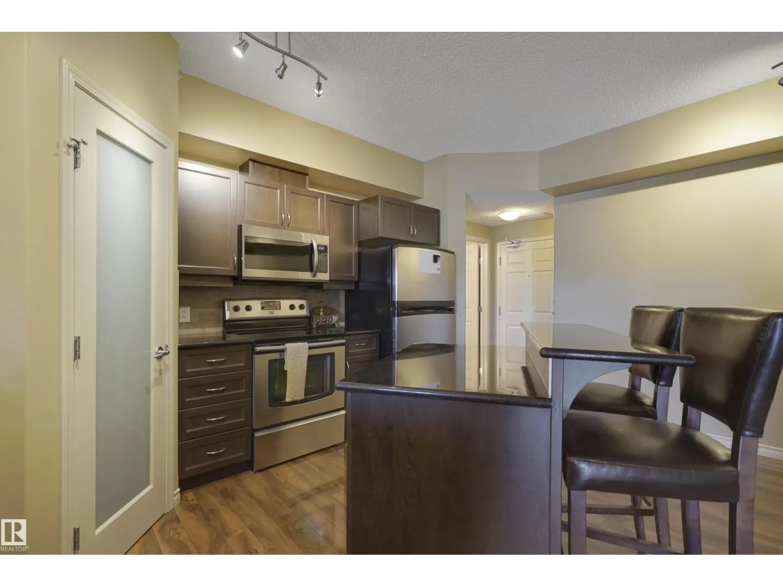 #511 10303 111 ST NW