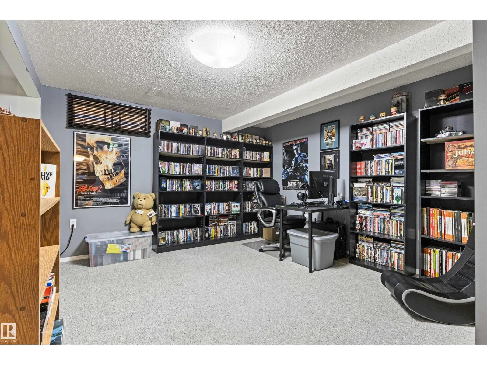 1704 39 ST NW