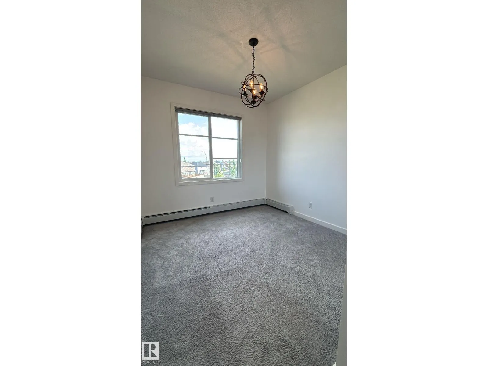 #333 503 Albany WY NW
