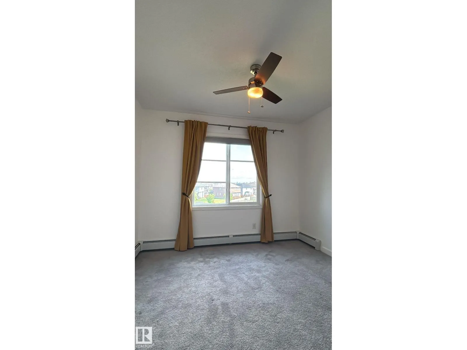 #333 503 Albany WY NW