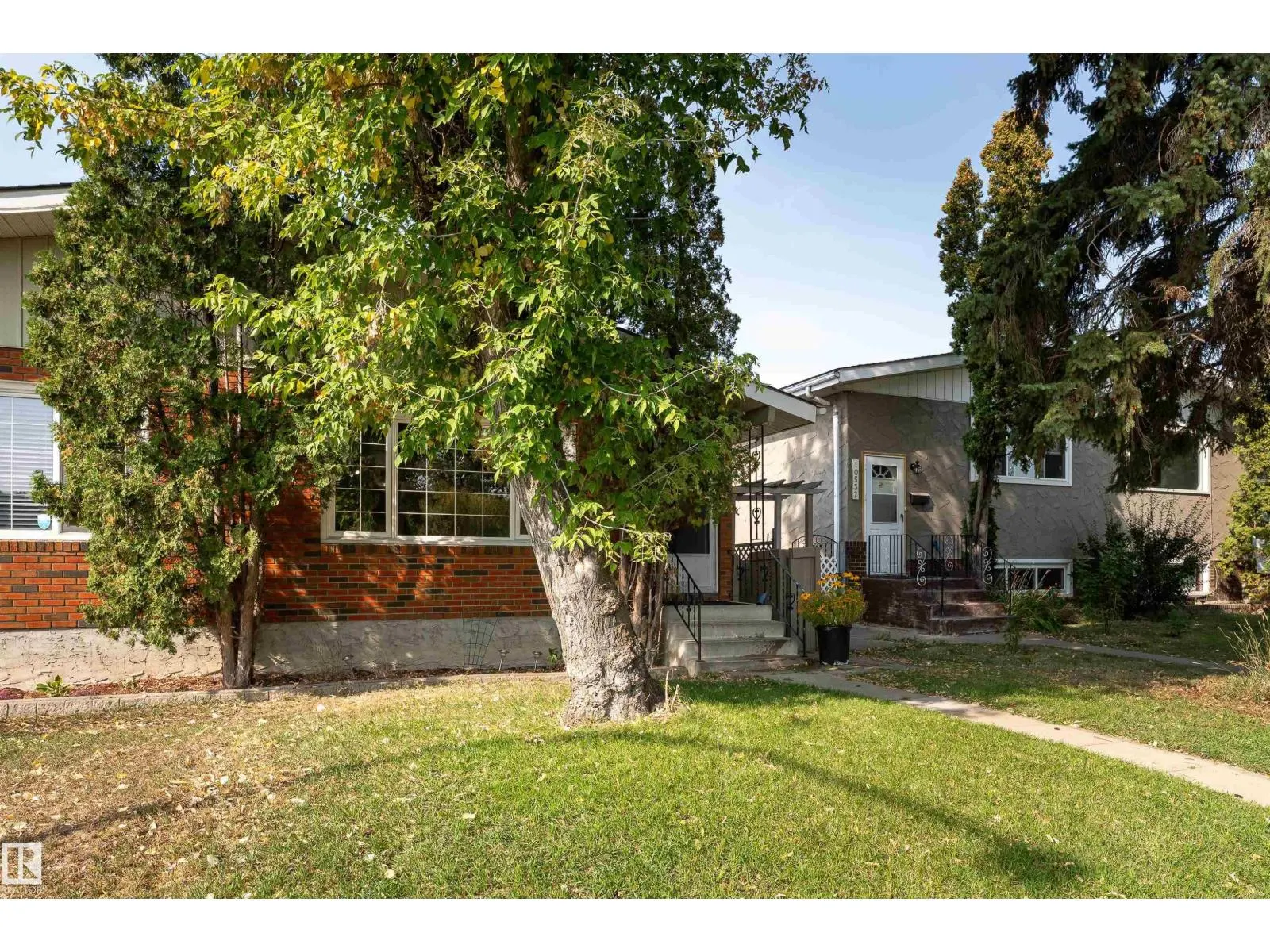 10530 151 ST NW