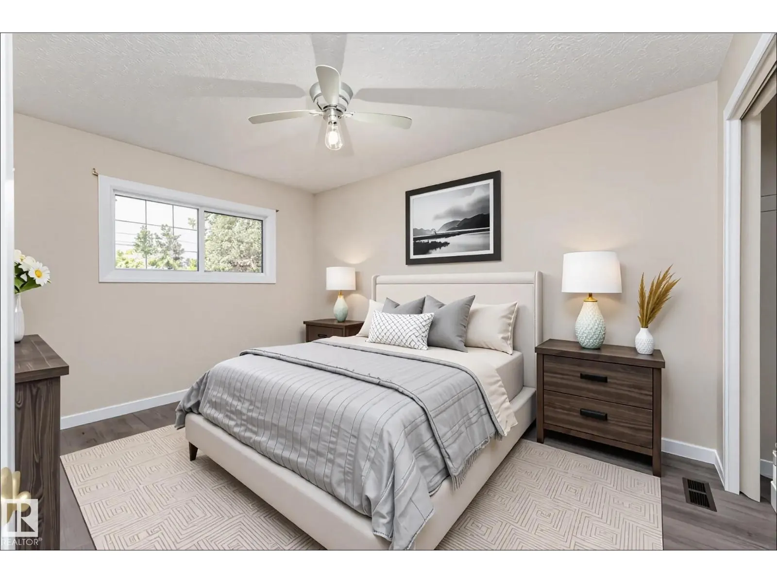 10530 151 ST NW