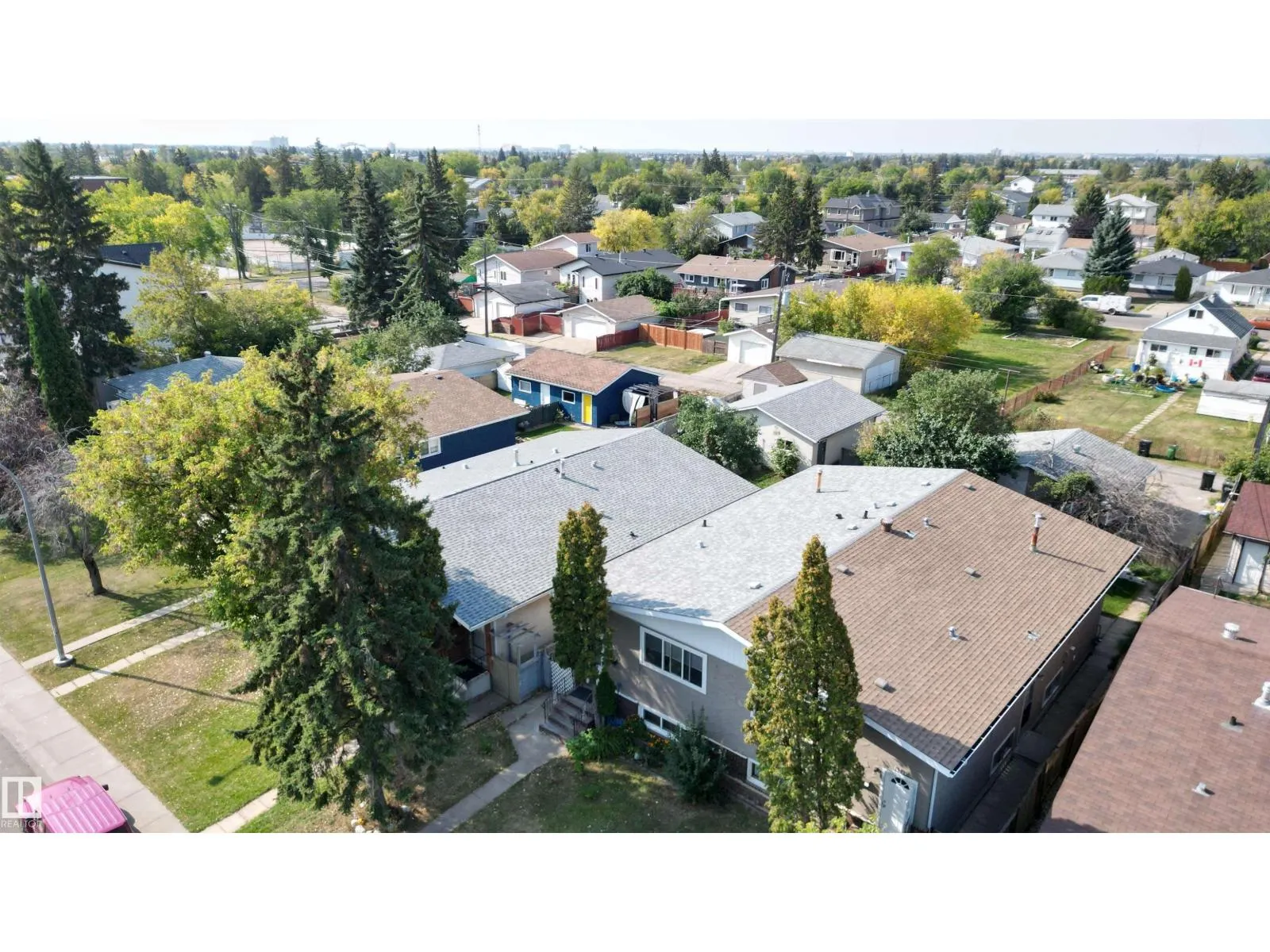 10530 151 ST NW