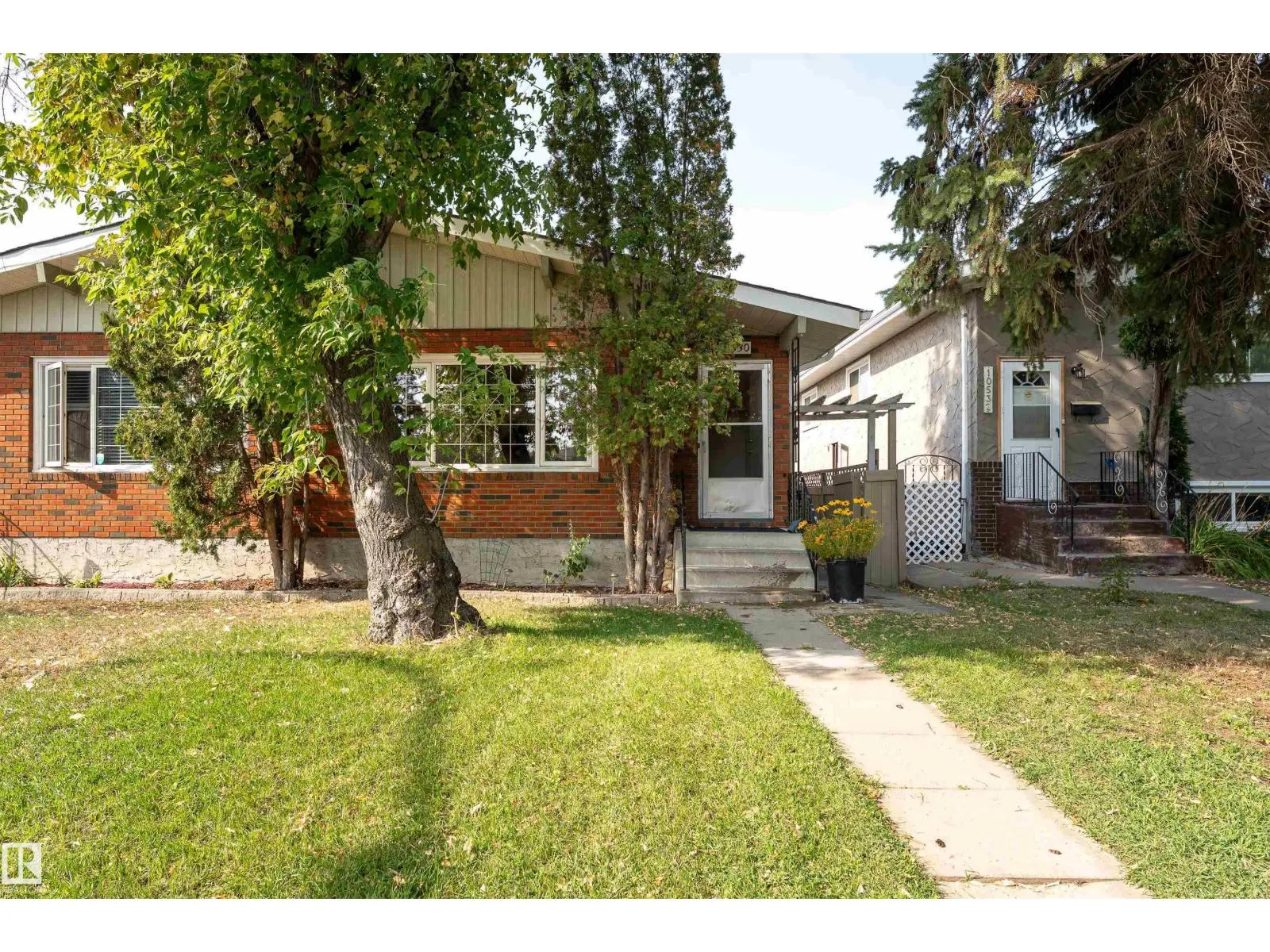 10530 151 ST NW