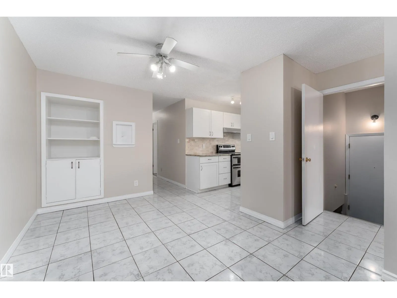 10530 151 ST NW