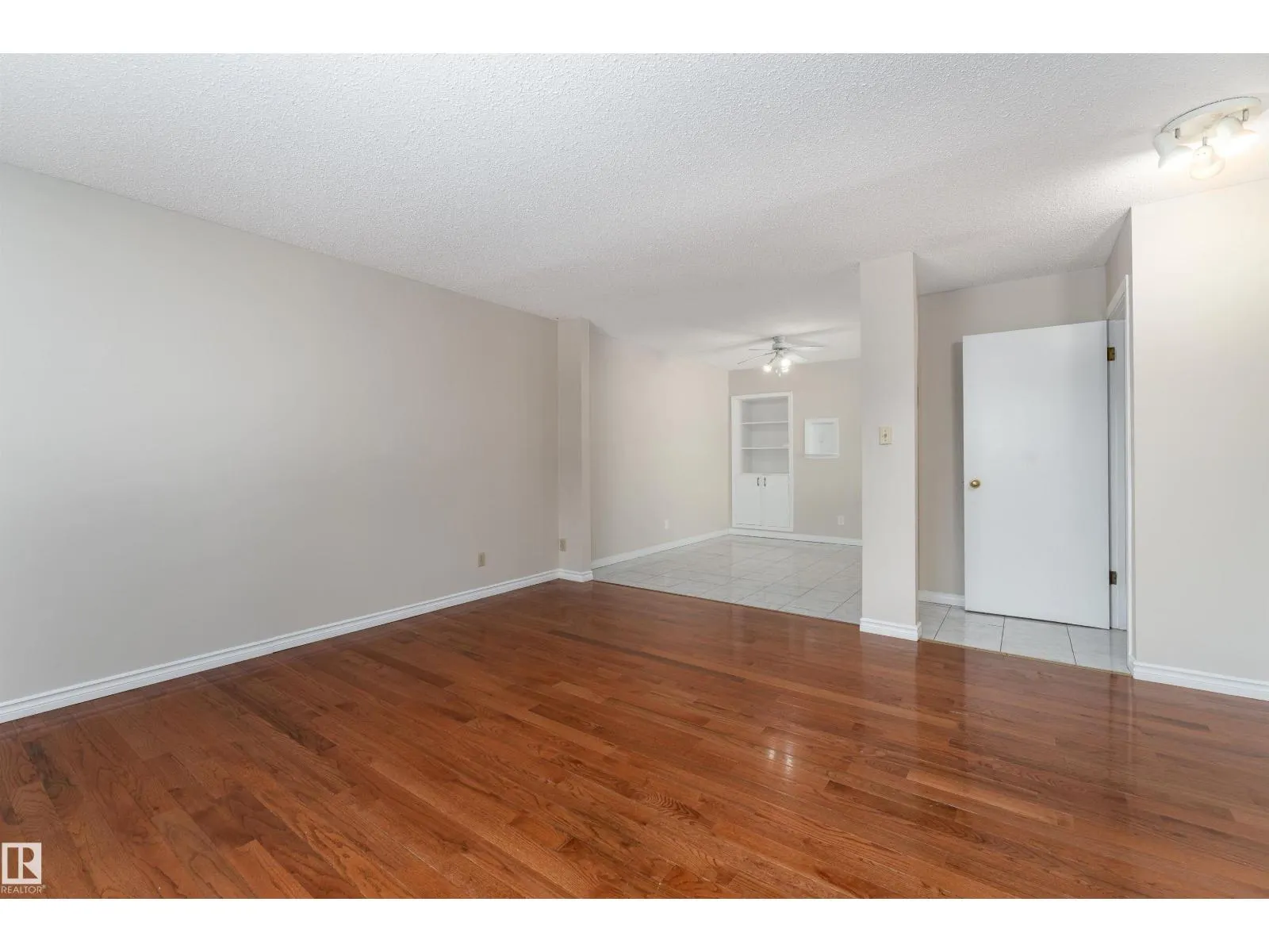 10530 151 ST NW