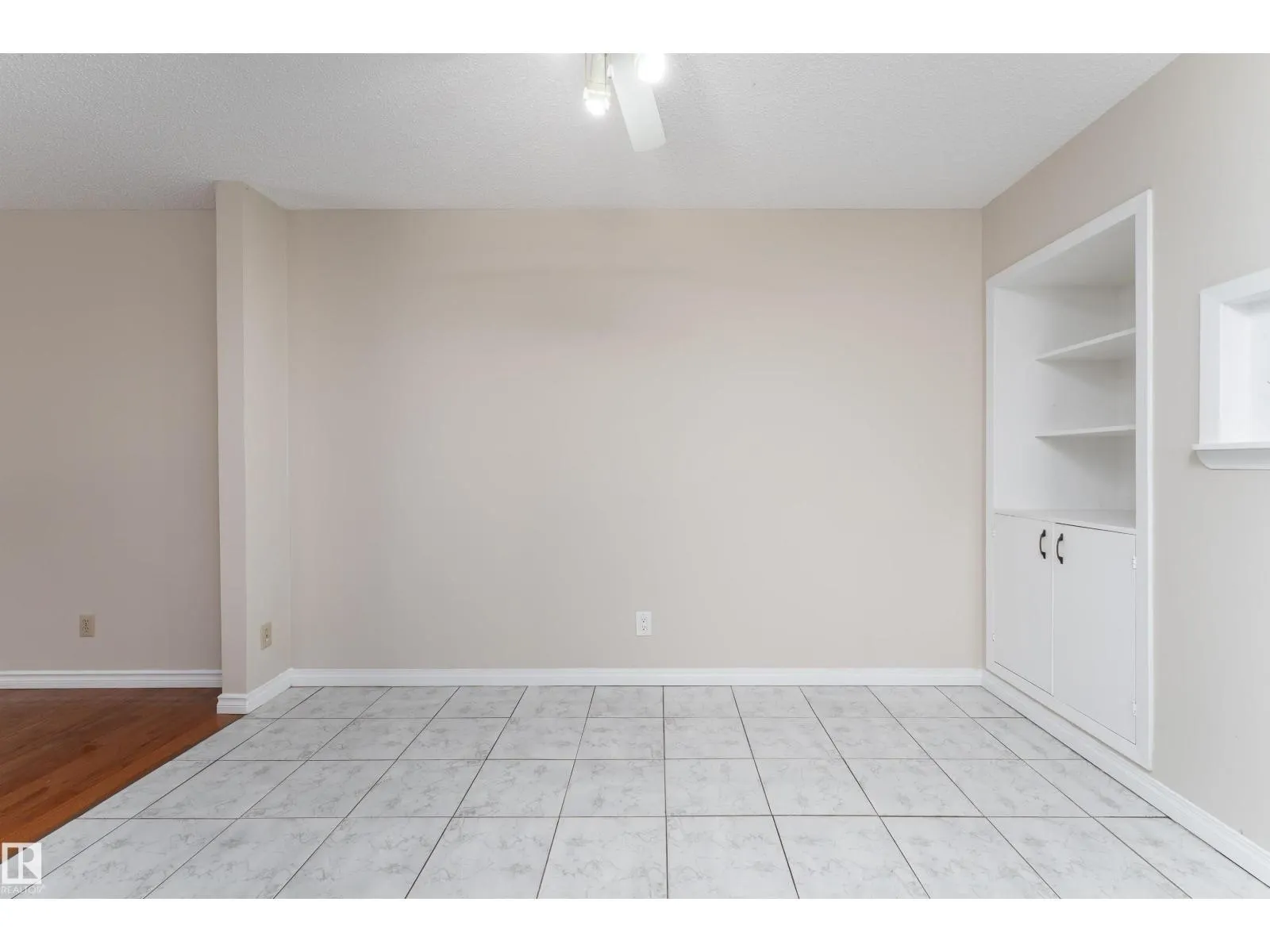 10530 151 ST NW