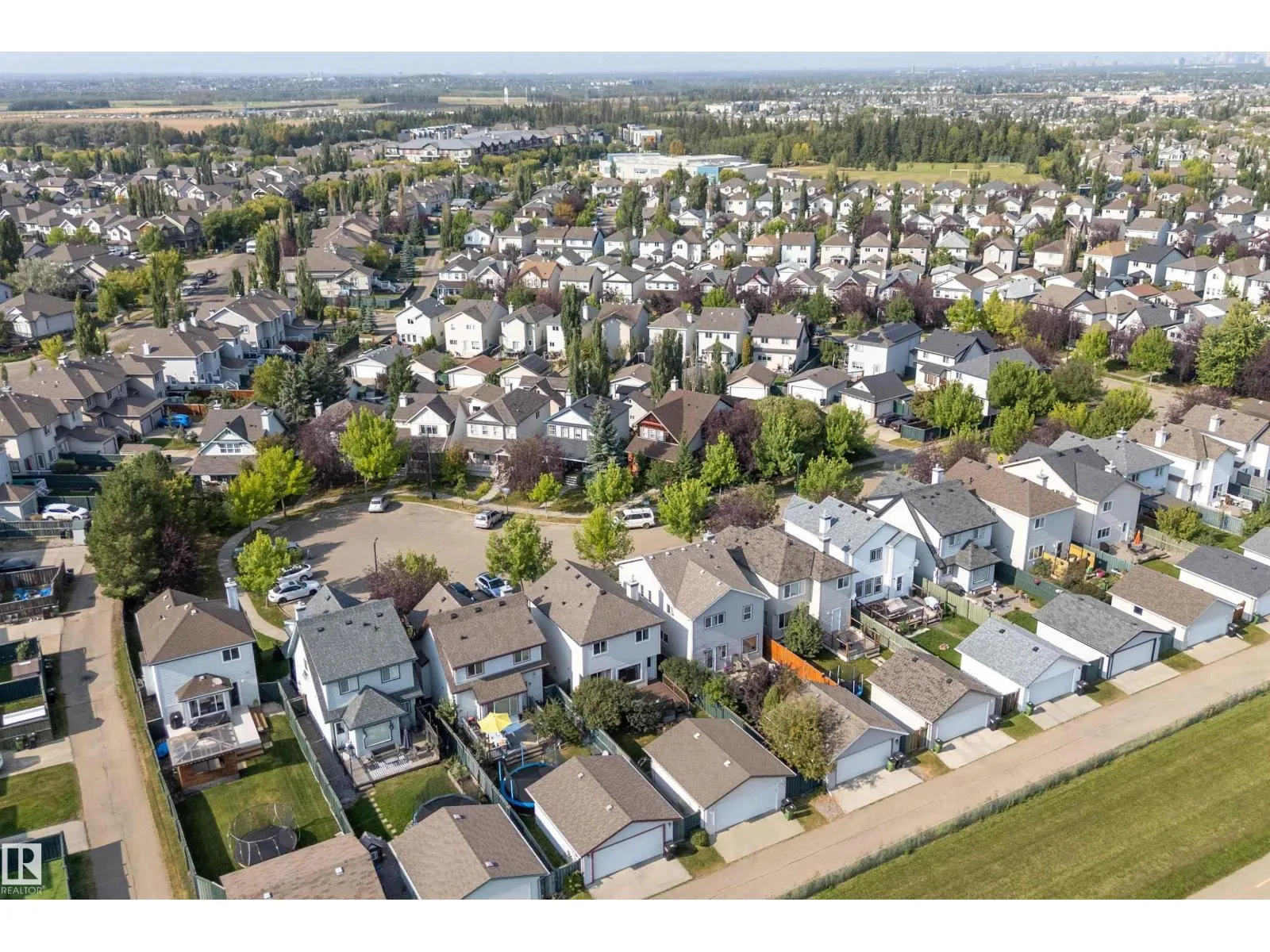 1843 122 ST SW