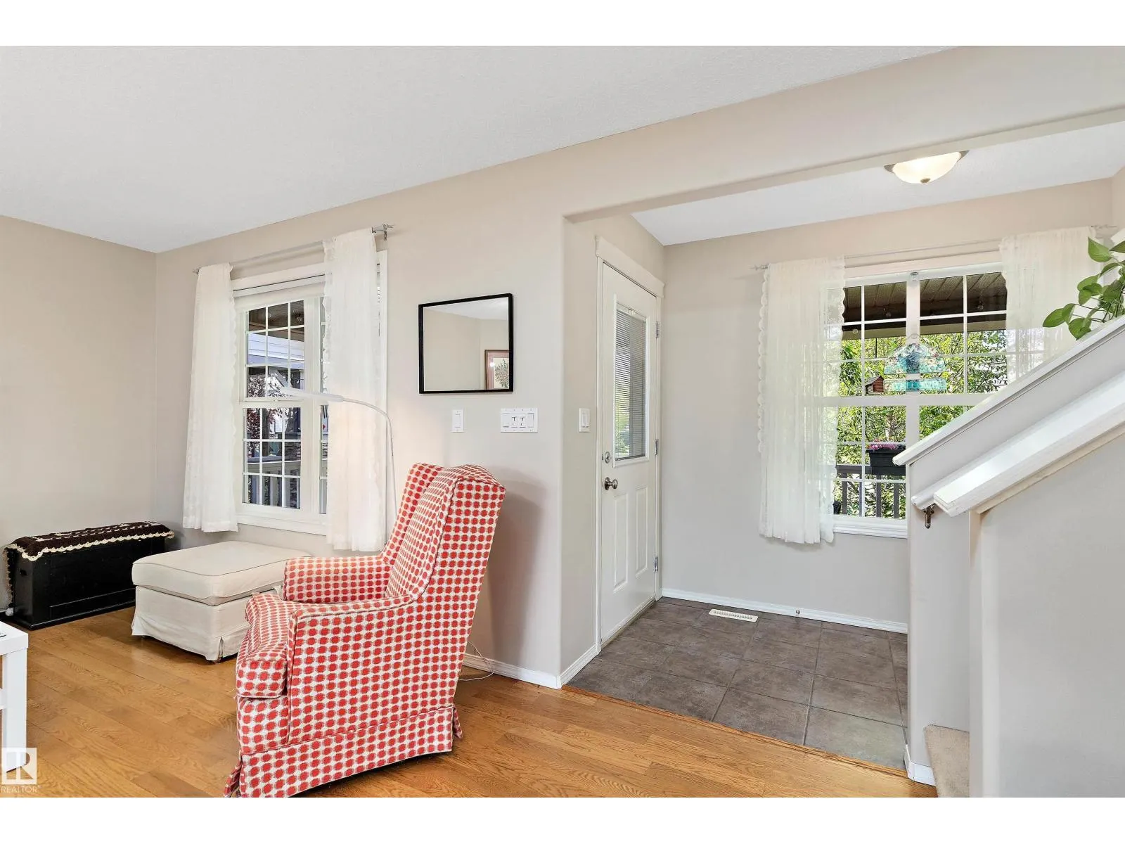 1843 122 ST SW