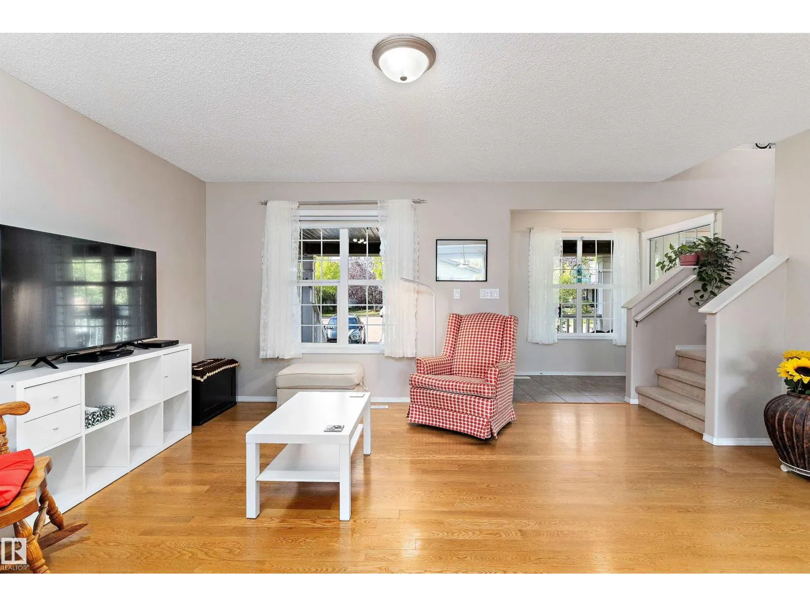 1843 122 ST SW