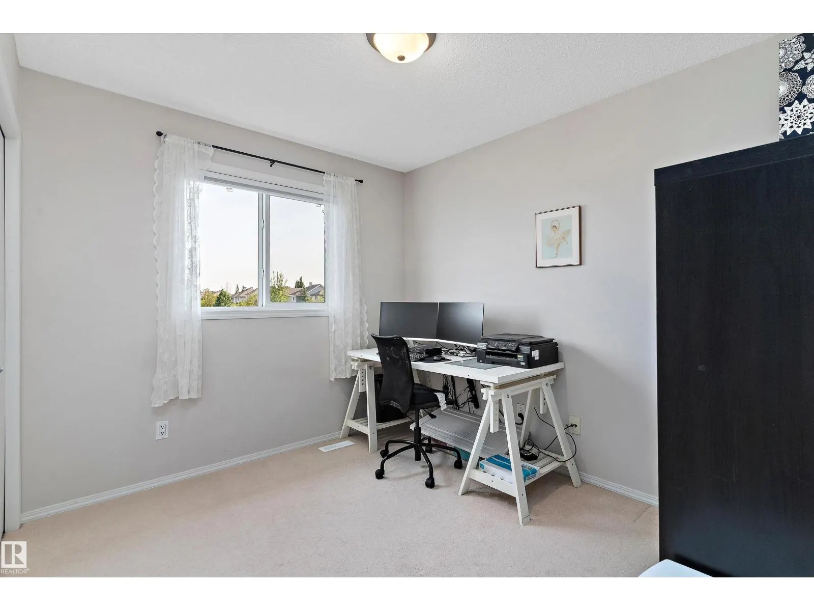 1843 122 ST SW