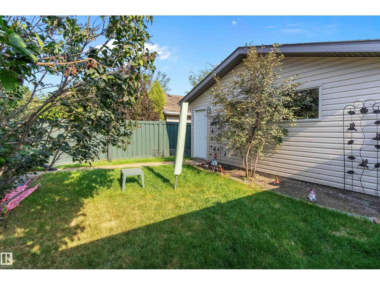1843 122 ST SW