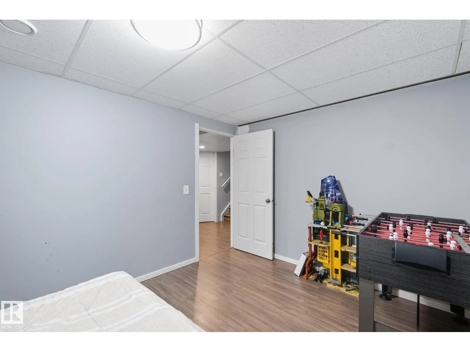 3003 134 AV NW