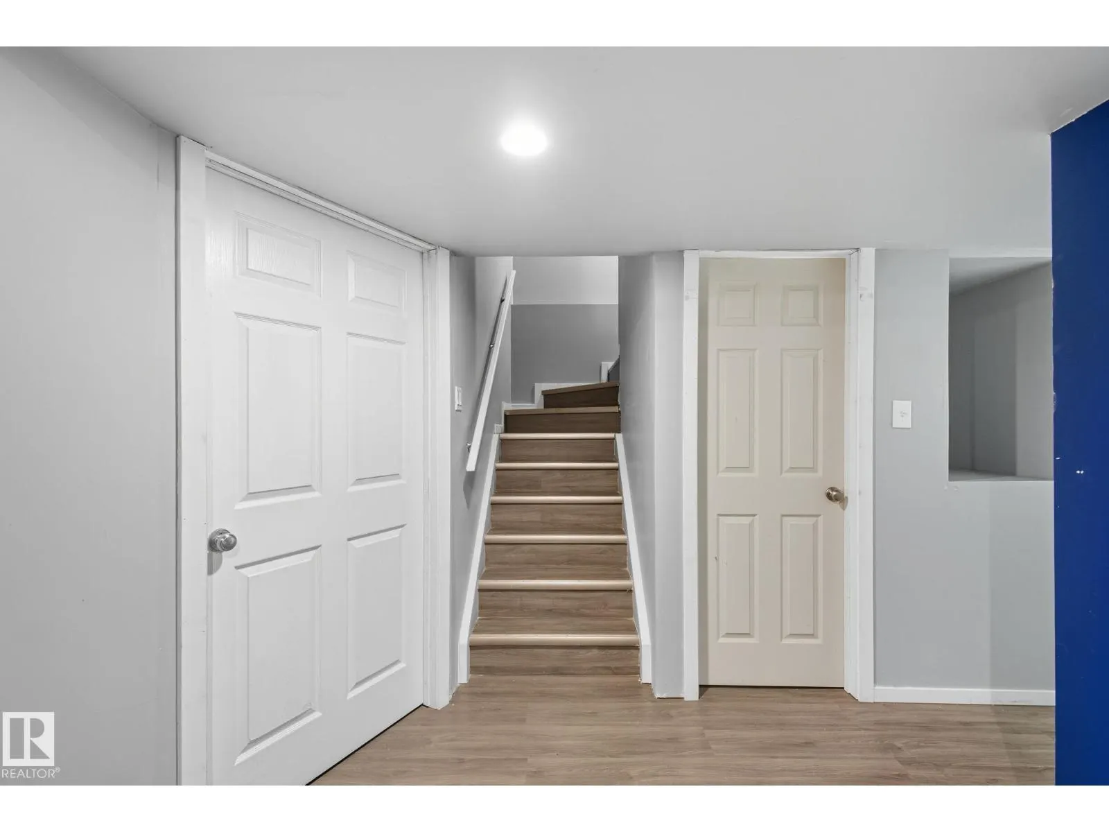 3003 134 AV NW