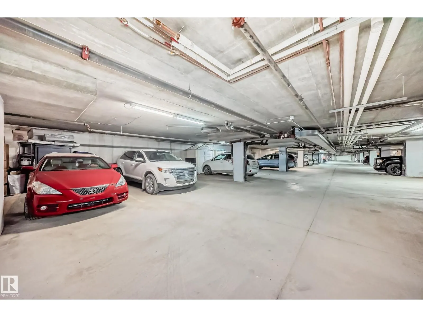 #409 4700 43 AV