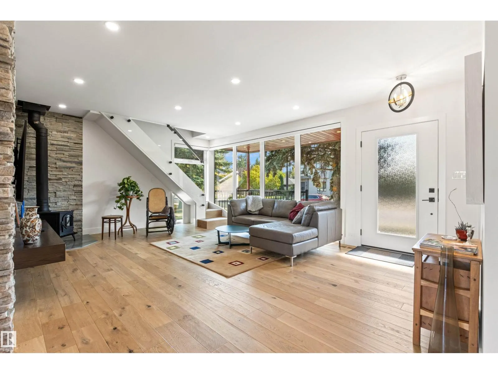 14412 80 AV NW NW