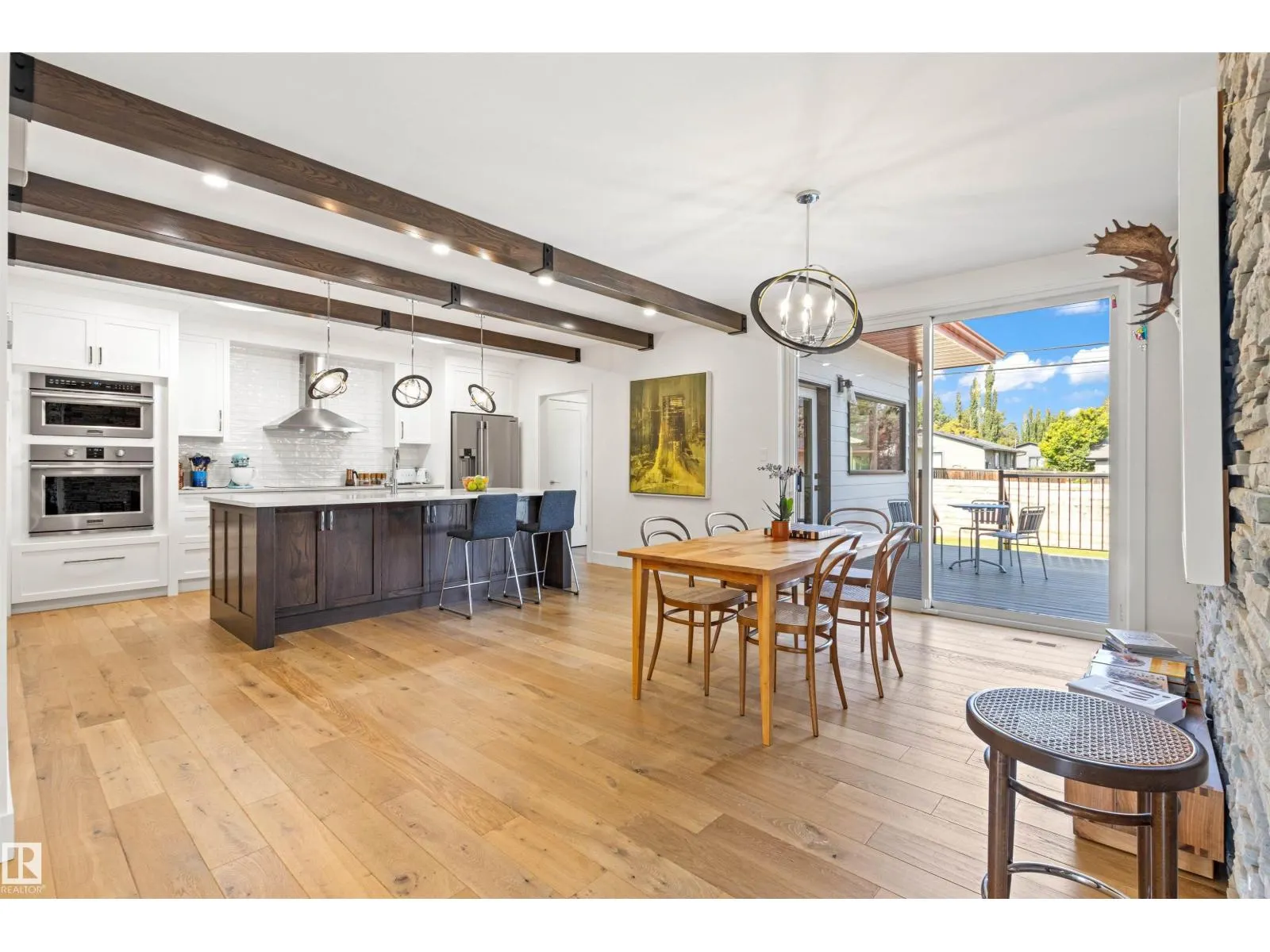 14412 80 AV NW NW