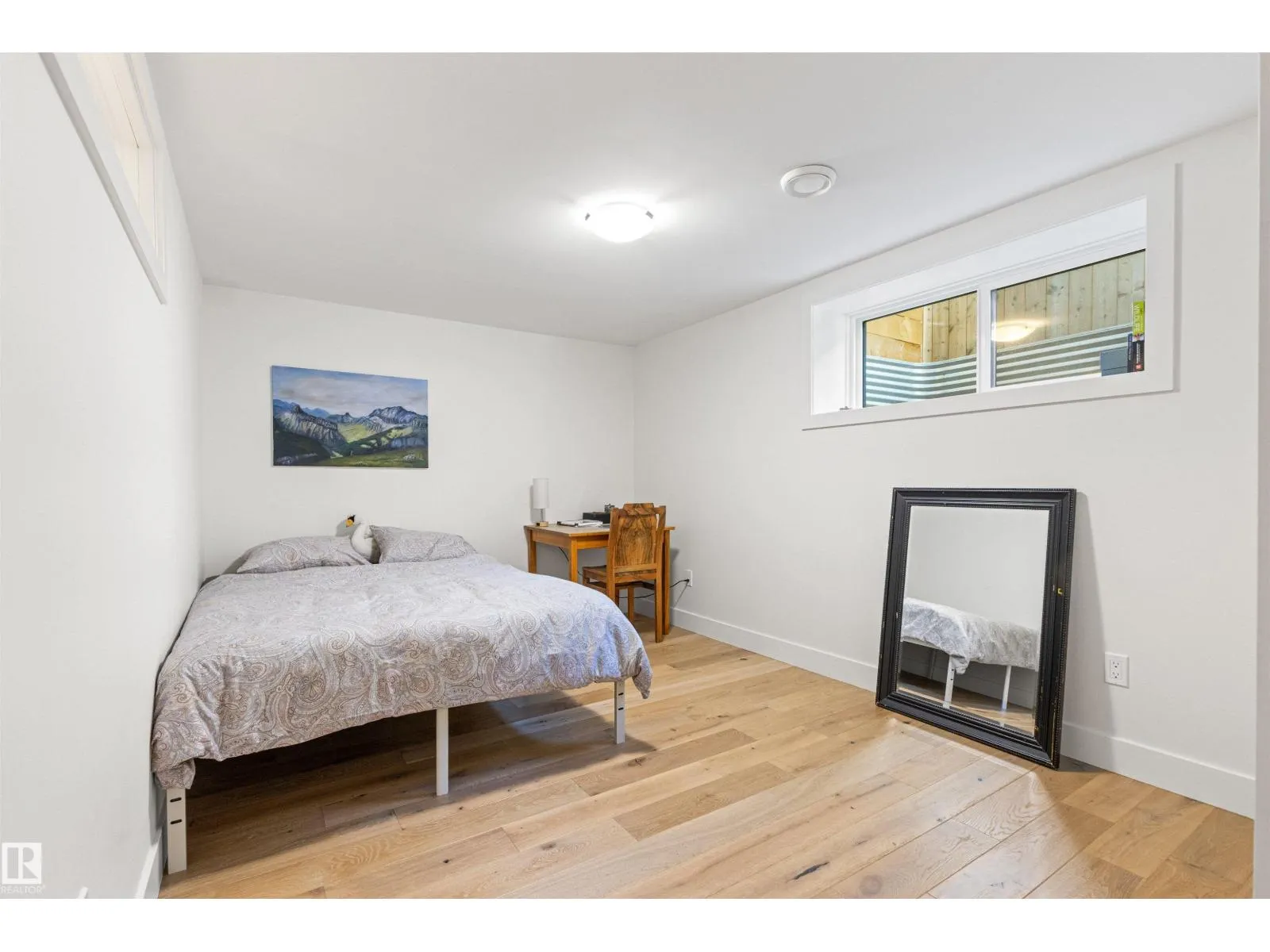 14412 80 AV NW NW