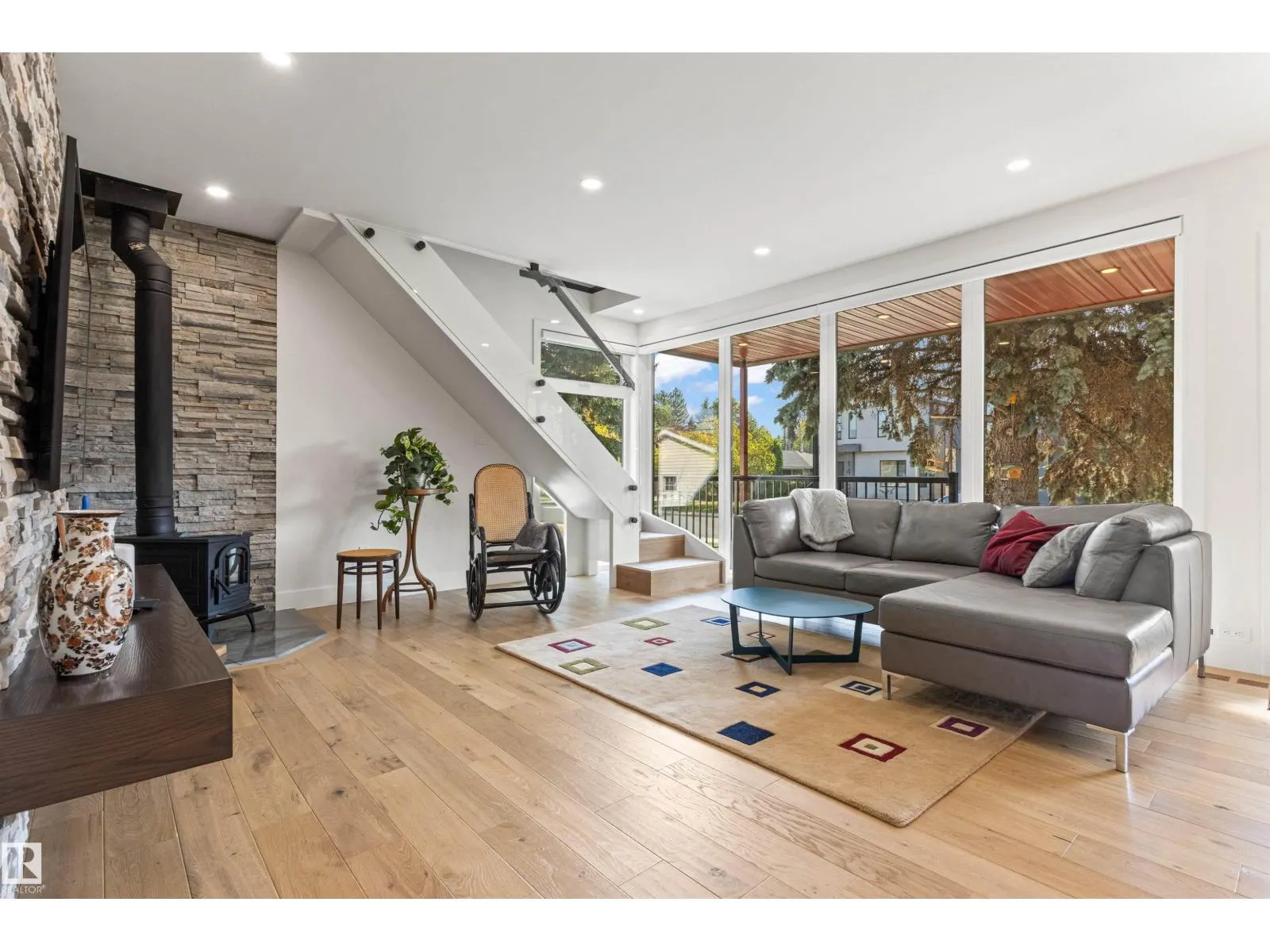 14412 80 AV NW NW