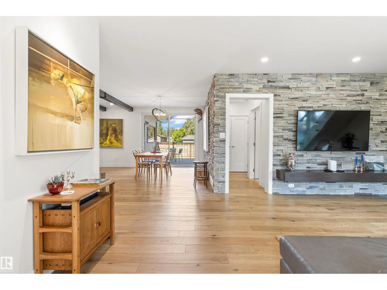 14412 80 AV NW NW