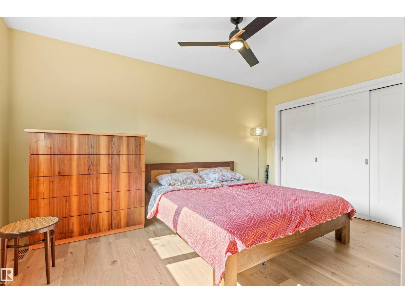 14412 80 AV NW NW