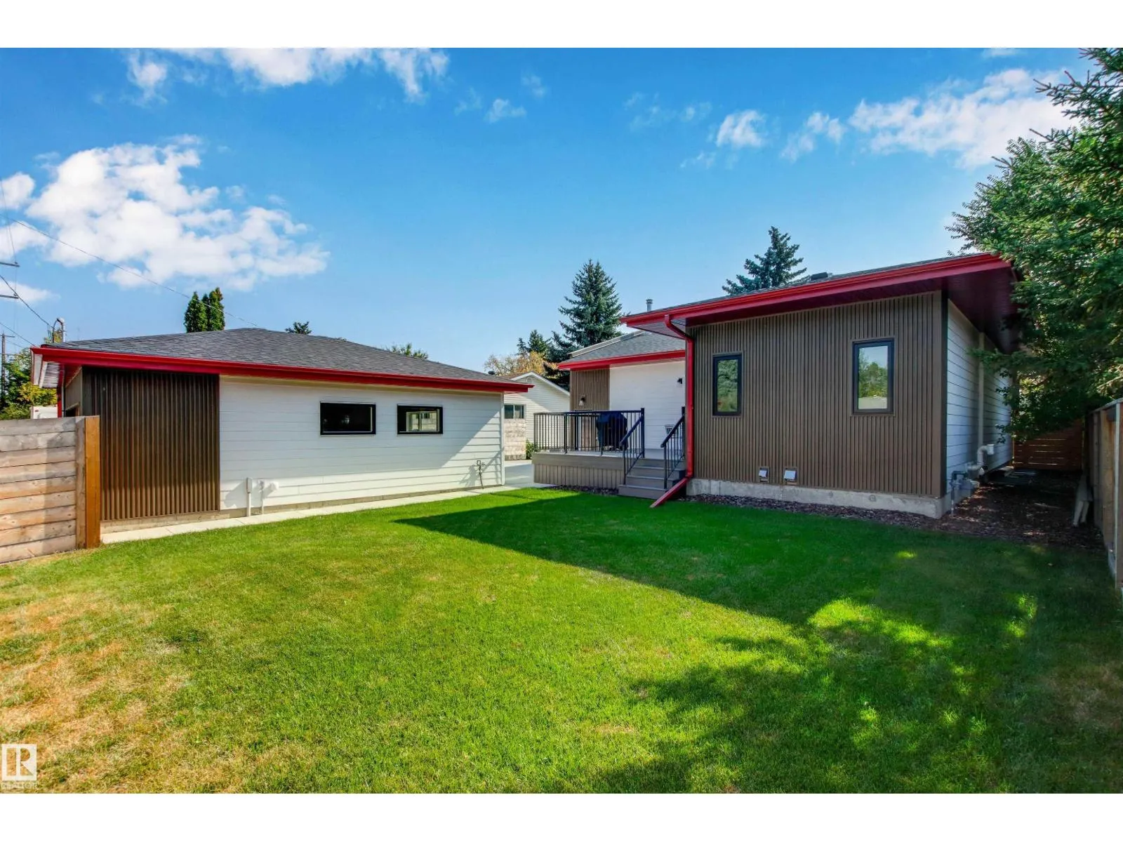 14412 80 AV NW NW