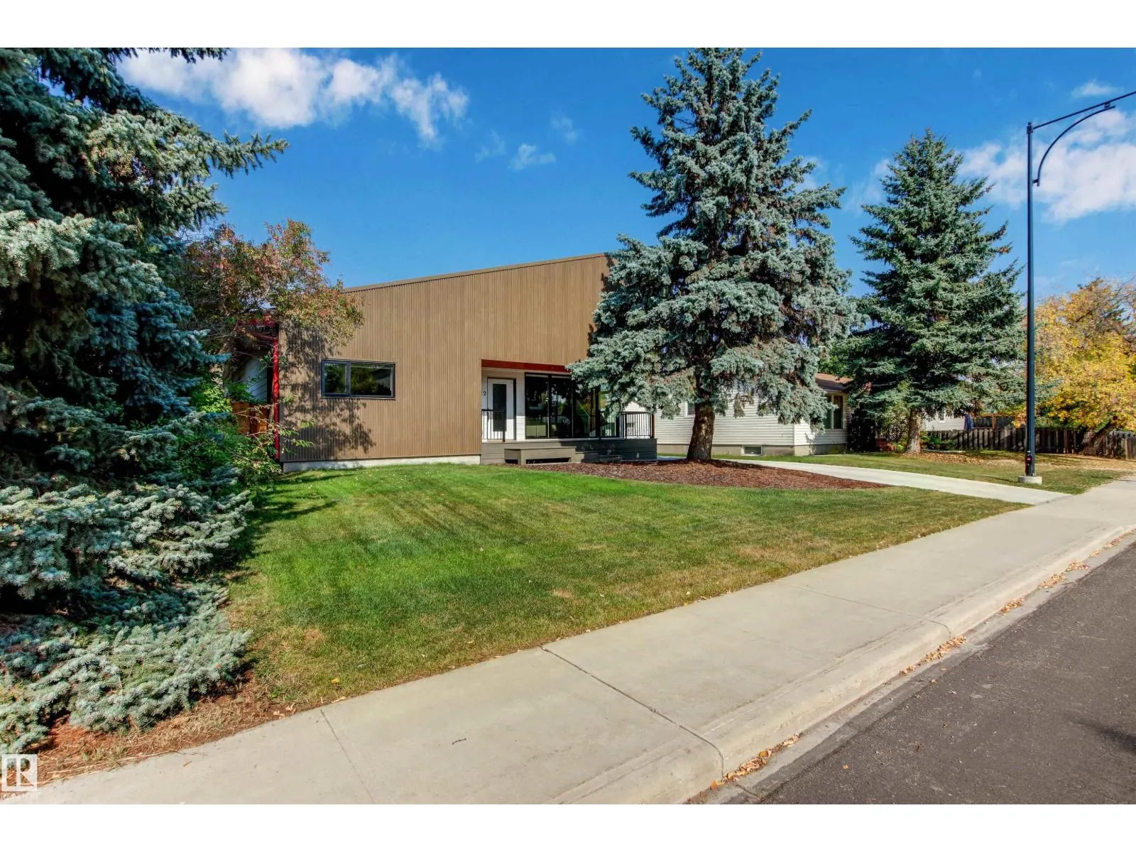 14412 80 AV NW NW